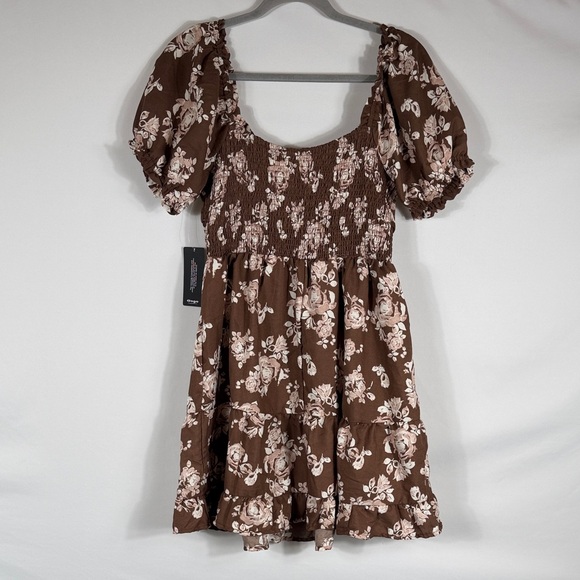 A Hint of Blush Floral Brown Flowy Mini Dress. Ruffle bottom. Womens Size L. NWT - Picture 6 of 8